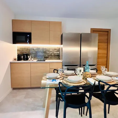 Menton - Coliving, Parking & Breakfast Апартаменты Кань-сюр-Мер