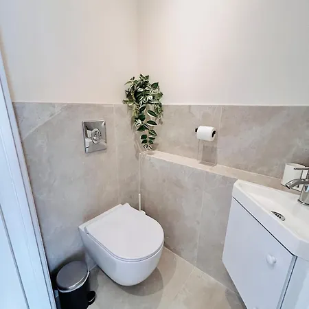 Menton - Coliving, Parking & Breakfast * Кань-сюр-Мер