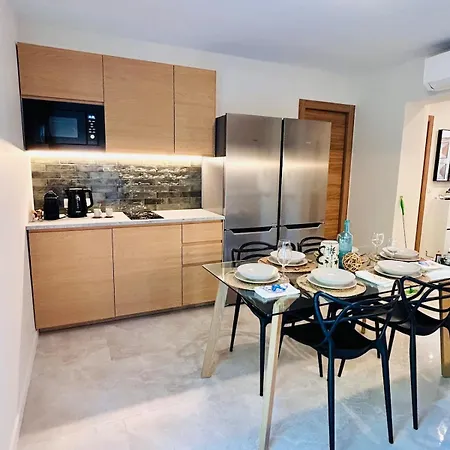 Menton - Coliving, Parking & Breakfast * Кань-сюр-Мер